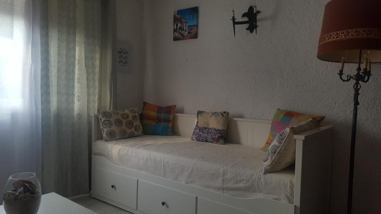 Quarteira Home Beach Ferias Tranquilas A 1Km Da Praia Totalmente Renovado المظهر الخارجي الصورة